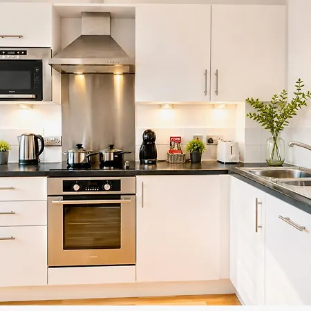 Centre 1-bed Near Q-park Parking - Location Daire