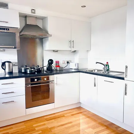 Appartement 1-bed Near Q-park Parking - Location *